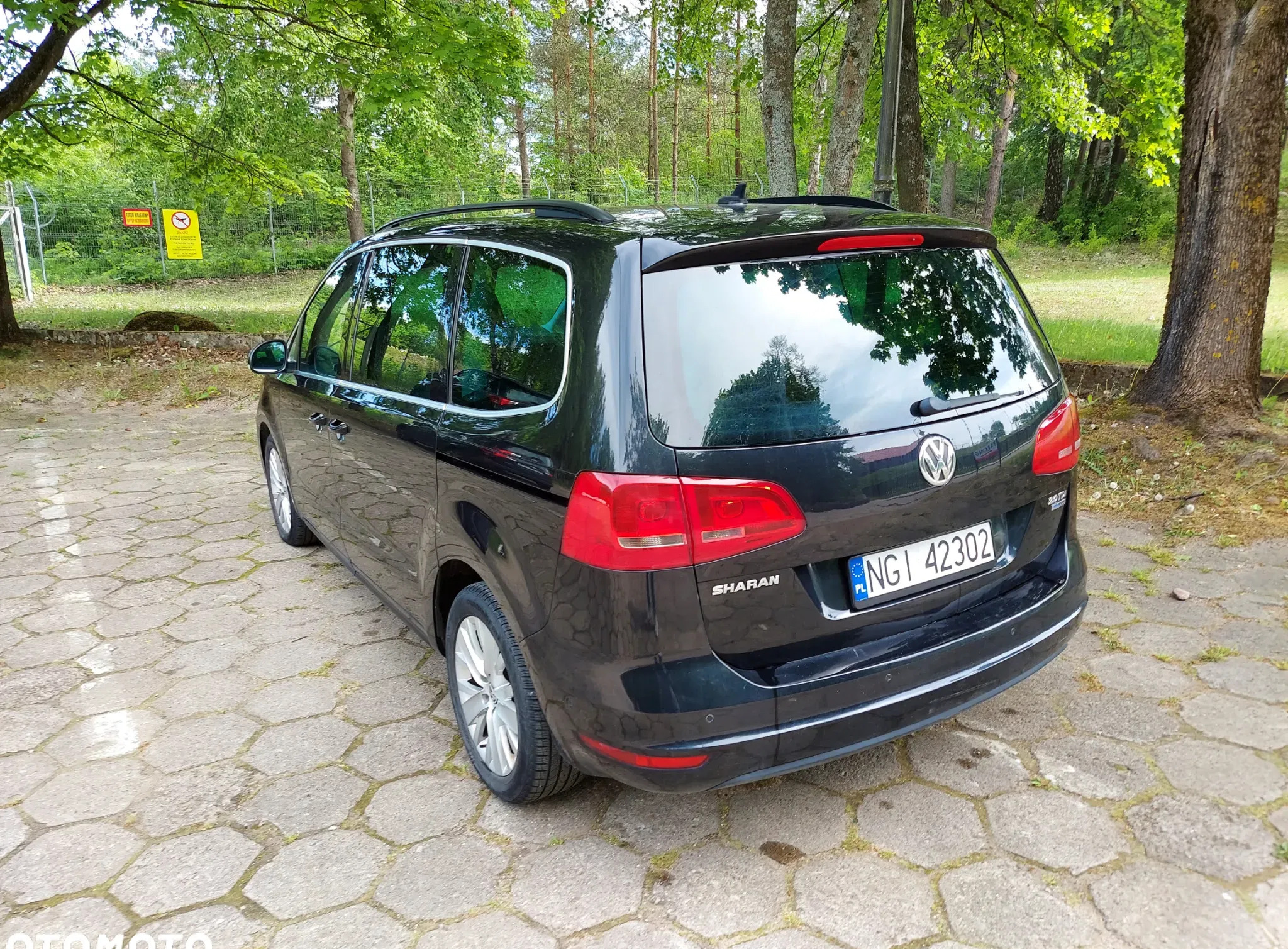 volkswagen Volkswagen Sharan cena 41900 przebieg: 258500, rok produkcji 2011 z Giżycko